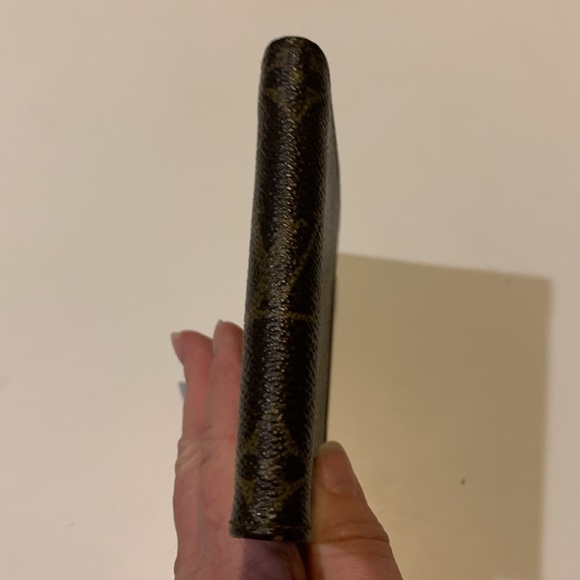 Louis Vuitton Mens Wallet - Picture 9 of 12